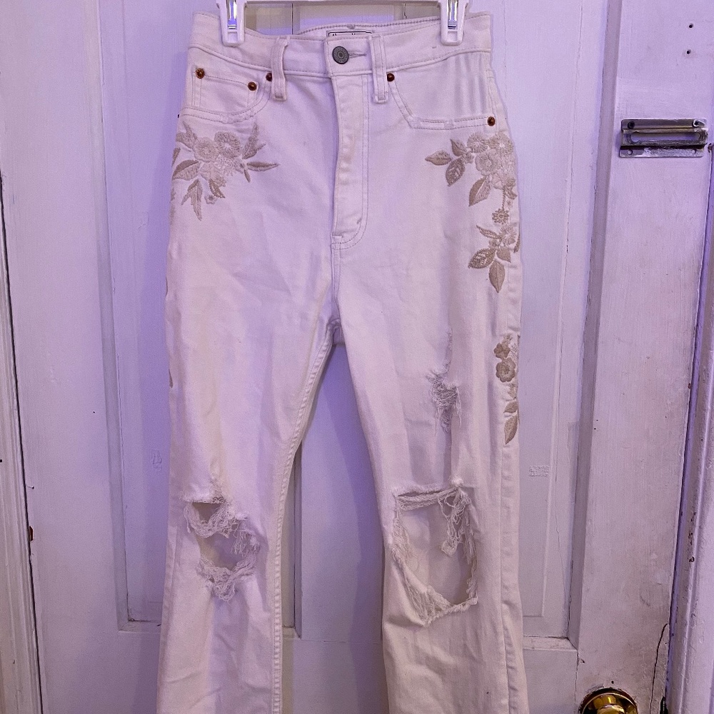 Abercrombie & Fitch White Jeans